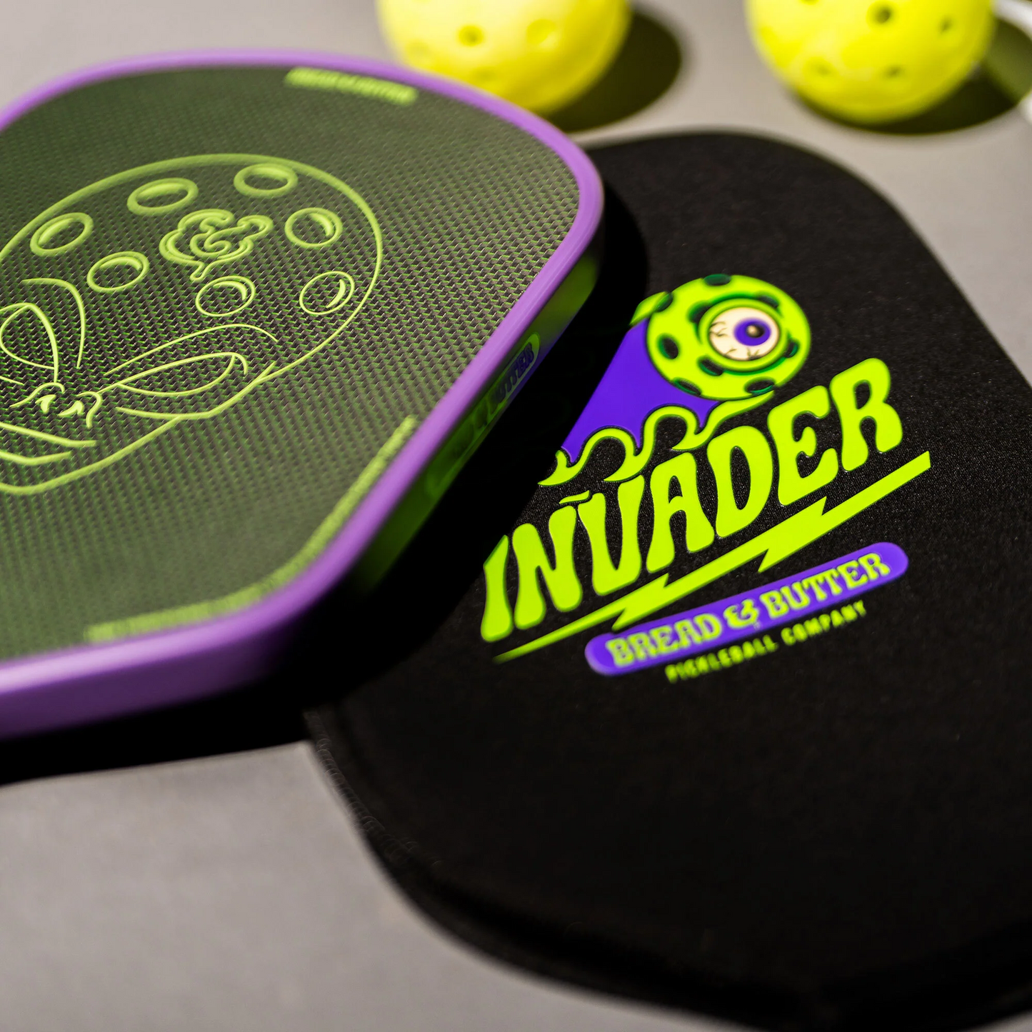 The Invader 16mm Pickleball Paddle